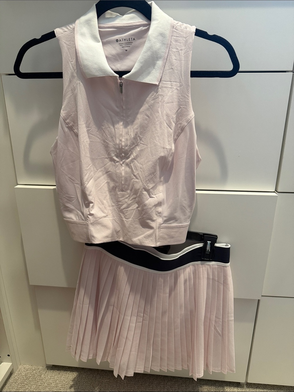 Athleta Women's Light Pink Pleated Tennis Skirt with Matching Zip cropped tank M